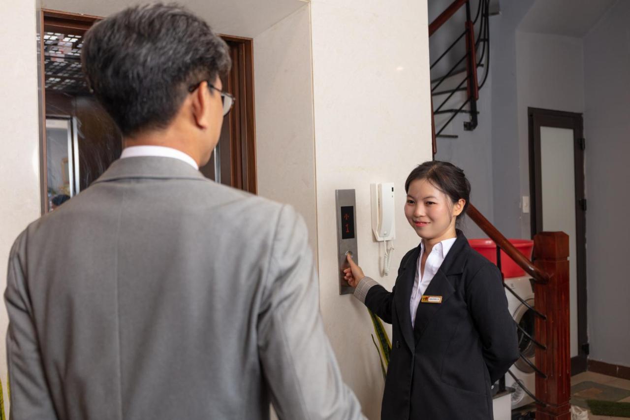 هانوي Yr Hotel & Apartments المظهر الخارجي الصورة